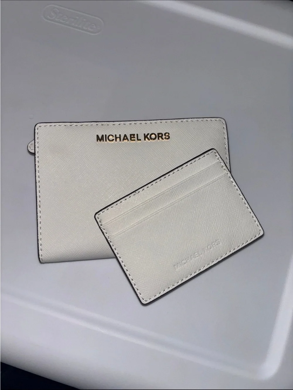 Holiday sale!Michael Kors White Saffiano Leather Card Holder & Card Case Set